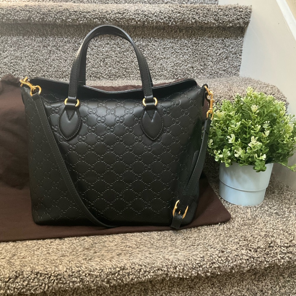 GUCCI Black Signature Guccissima Leather Fold over Top Handle Bag 428226